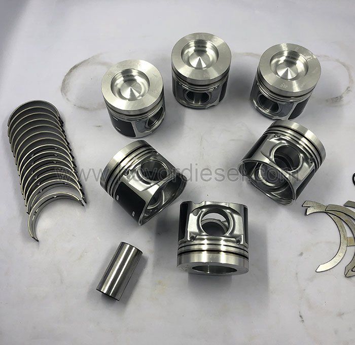 Deutz Piston 0425 8457 / 0450 1366 / 0425 8367 / 0425 8455 / 0425 8456 / 0450 1357 for Deutz BFM2012 TCD2012