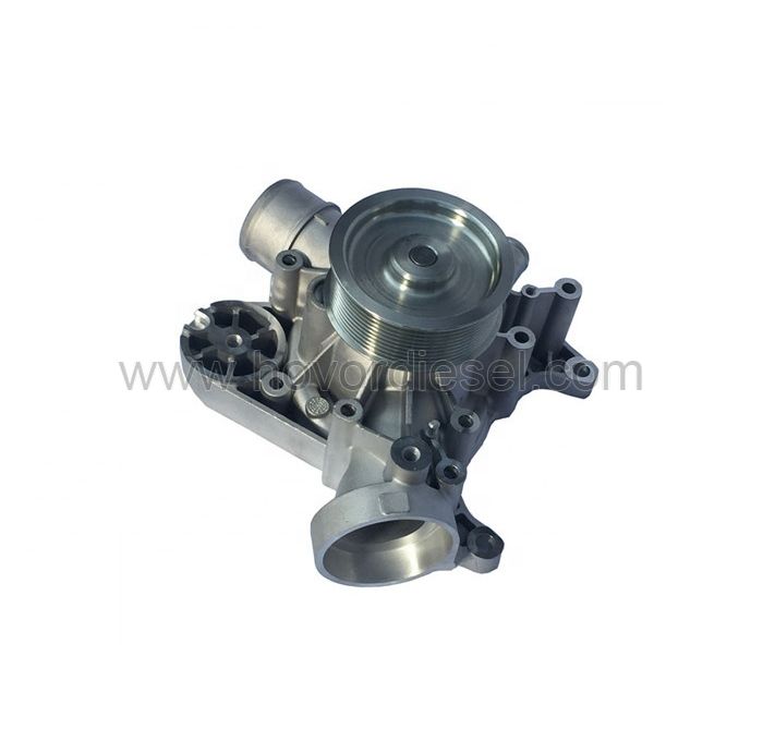 Deutz TCD2013 water pump 04901740